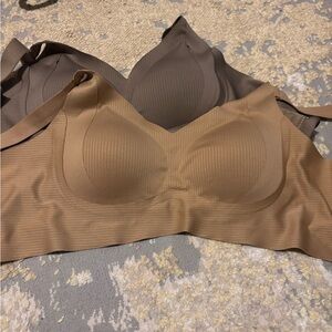 Seamless Tan and Brown Wireless Bra Set